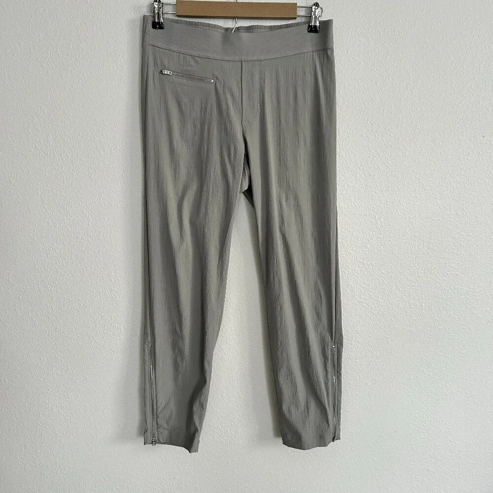 Athleta Pants Gray Mod Trekkie Crop Nylon Stretch Hiking Outdoor Casual - Picture 1 of 8
